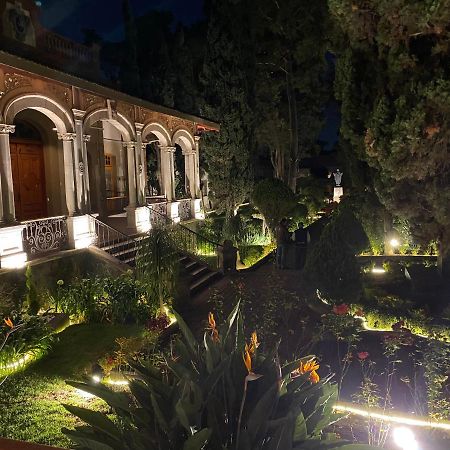 Hotel Express Quinta Soledad Мехіко Екстер'єр фото