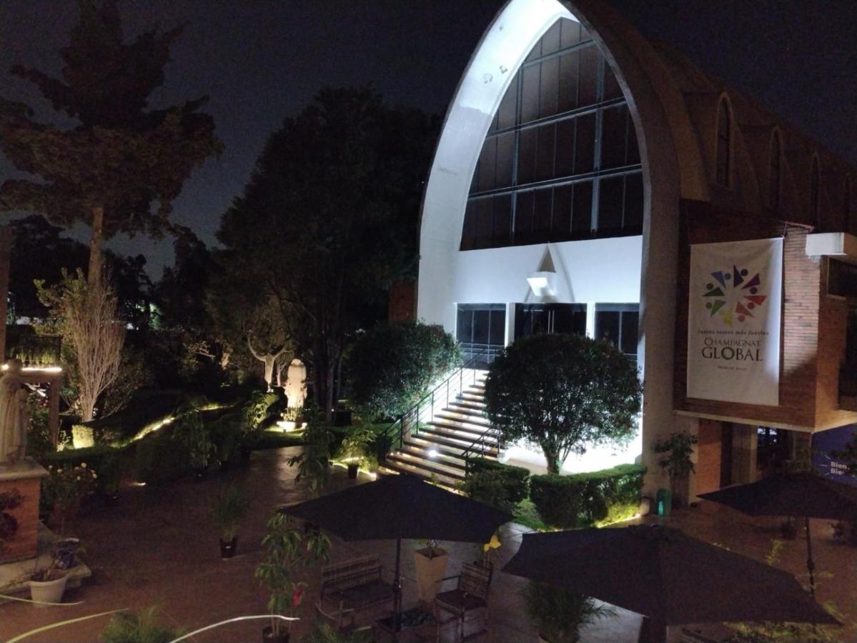 Hotel Express Quinta Soledad Мехіко Екстер'єр фото